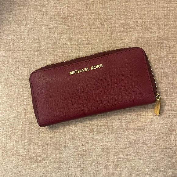 Michael Kors Wallet Merlot color, bought from Michael Kors. - Picture 1 of 6